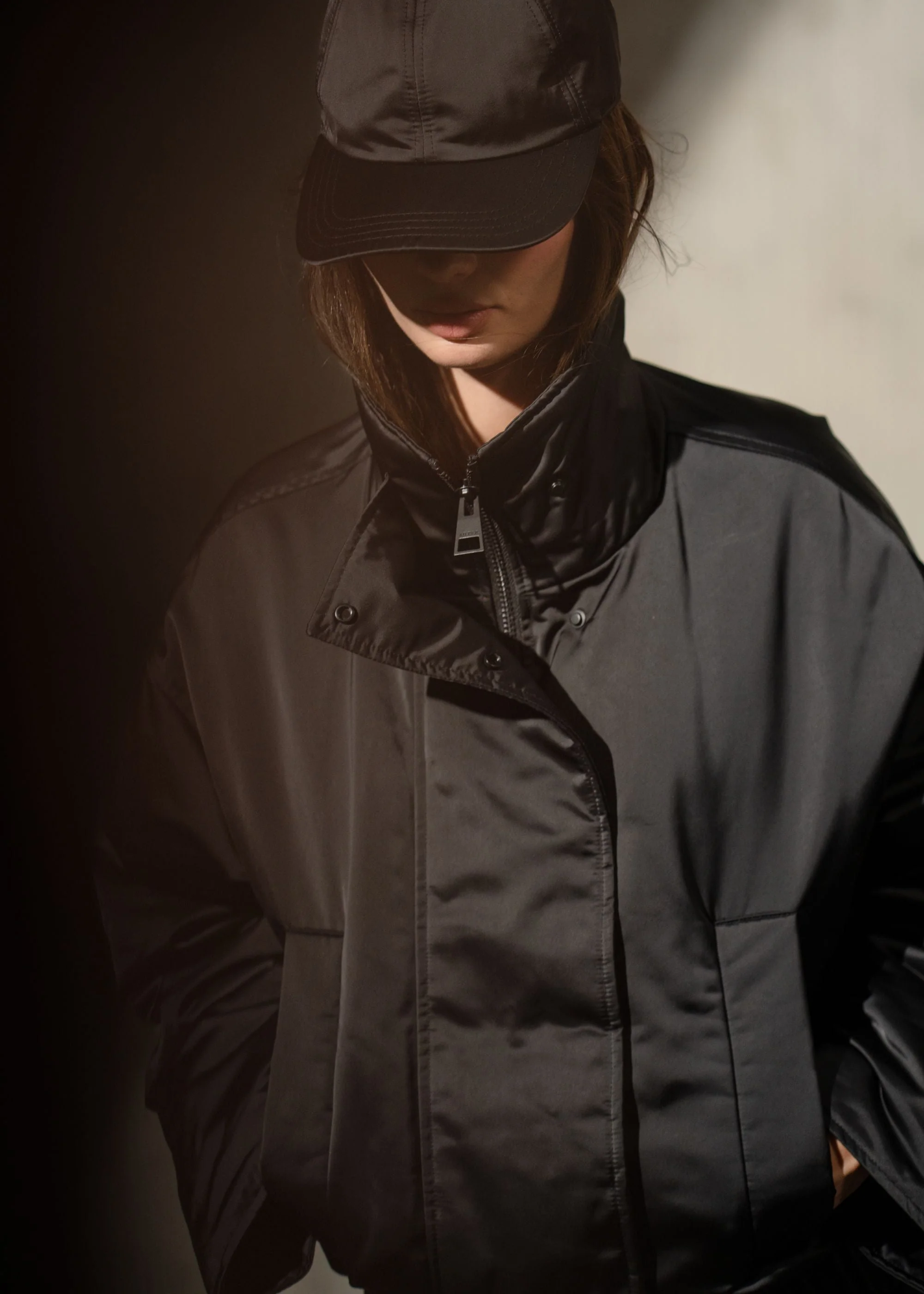 CROPPED SATEEN BOMBER - Noir - Image 3