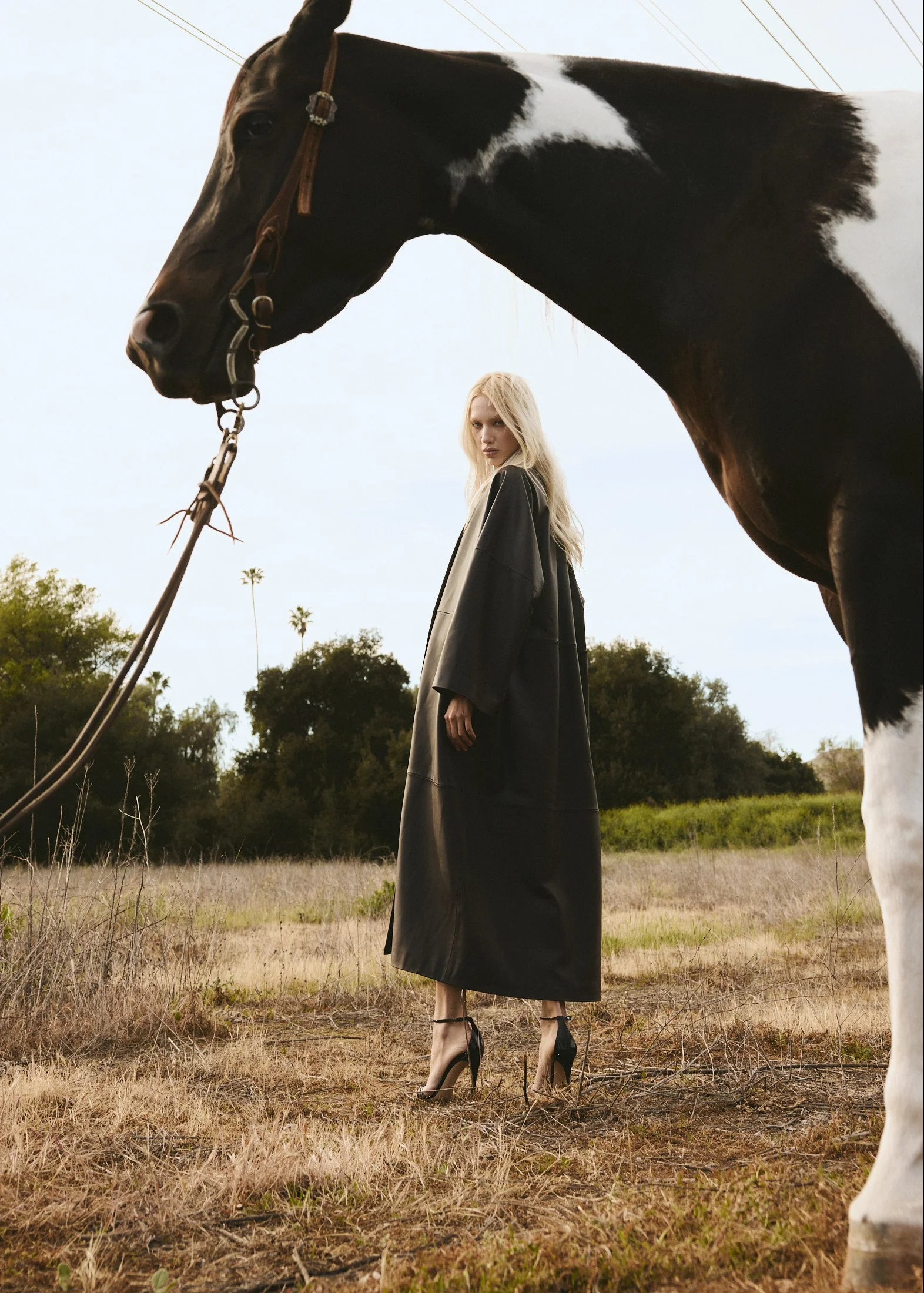 LEATHER CAPE COAT - Dark Espresso - Image 8